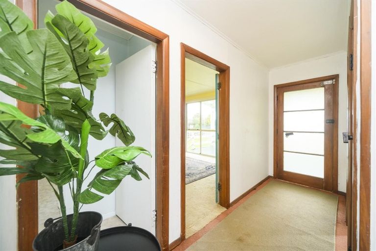 Photo of property in 12 Rira Street, Marton, 4710