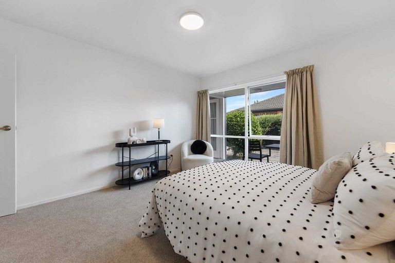 Photo of property in 4/30b Nortons Road, Avonhead, Christchurch, 8042
