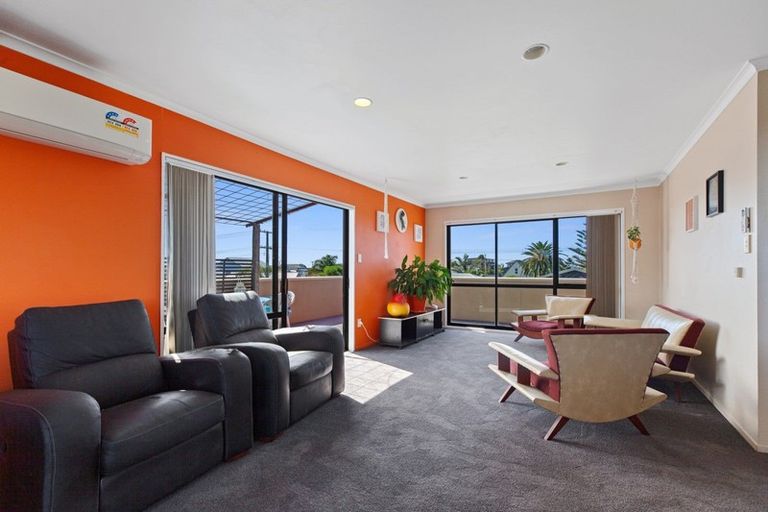 Photo of property in 1238 Papamoa Beach Road, Papamoa Beach, Papamoa, 3118
