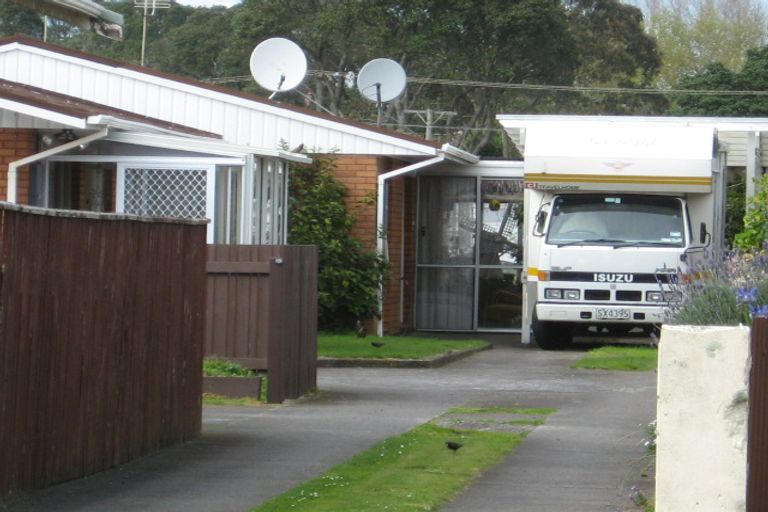 Photo of property in 268b Courtenay Street, Strandon, New Plymouth, 4312