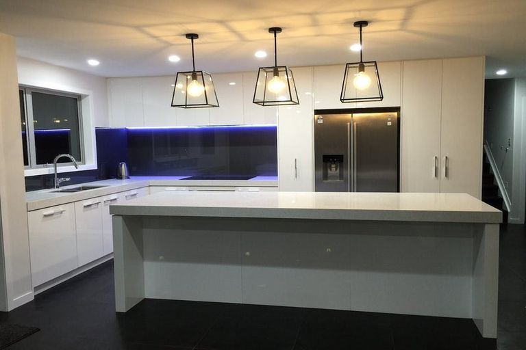 Photo of property in 13 Merchant Avenue, Te Atatu South, Auckland, 0610