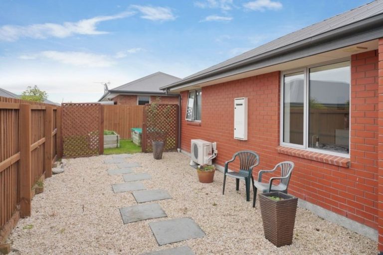 Photo of property in 17 Galatos Street, Rangiora, 7400