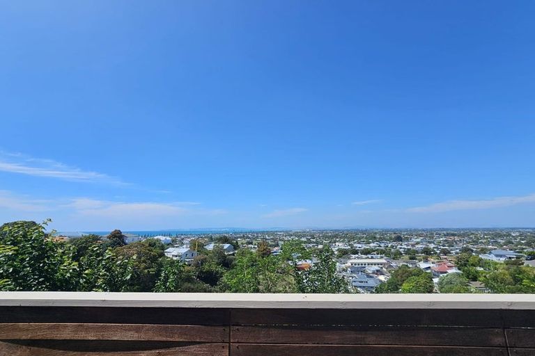 Photo of property in 20 Ormond Road, Hospital Hill, Napier, 4110