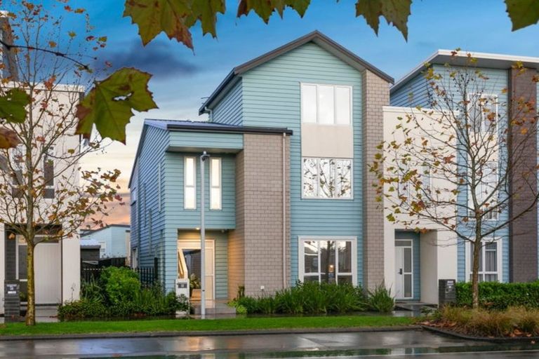 Photo of property in 112 Squadron Drive, Hobsonville, Auckland, 0616