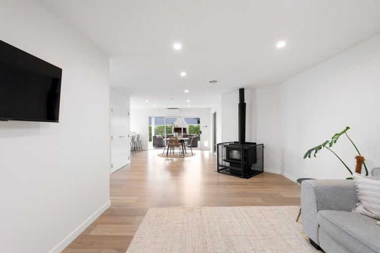 Photo of property in 17 Pohutukawa Drive, Eskdale, Napier, 4182