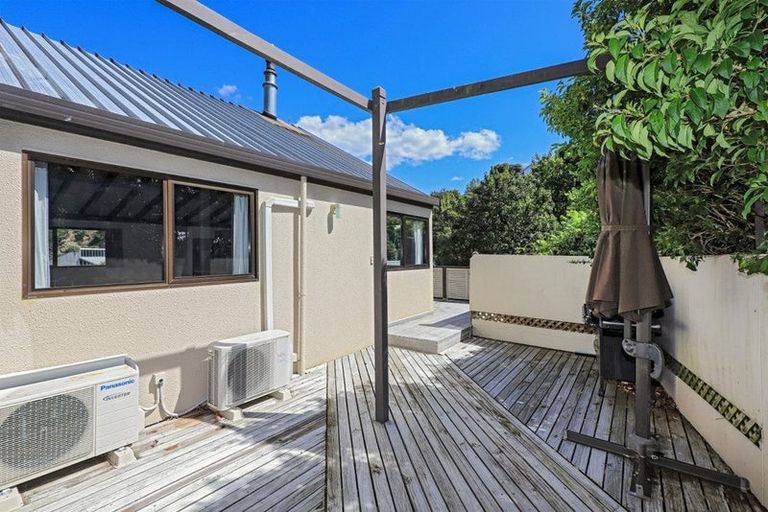 Photo of property in 51a-b Faraday Street, Hospital Hill, Napier, 4110