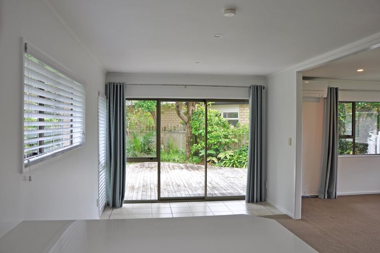 Photo of property in 11 Manuka Street, Orewa, 0931