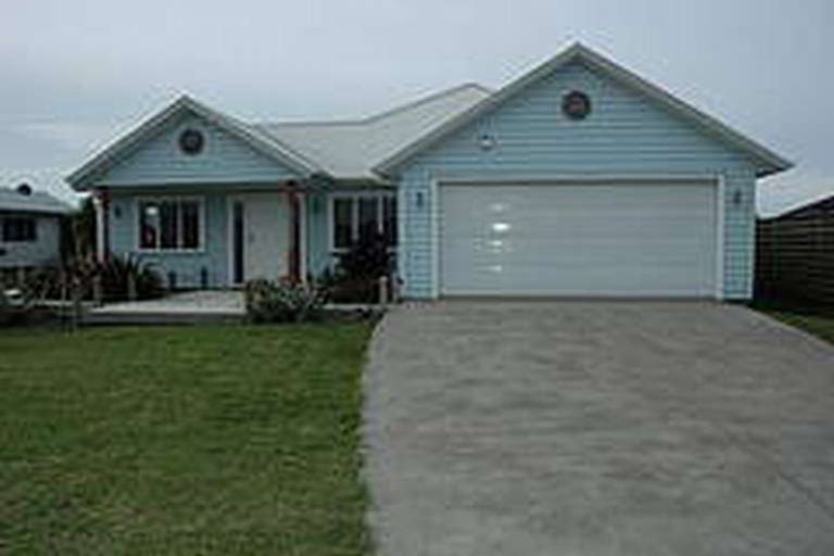 Photo of property in 3 Mermaid Place, Whitianga, 3510