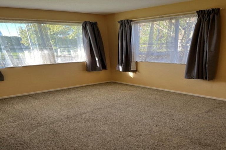 Photo of property in 37 Vanguard Drive, Broomfield, Christchurch, 8042