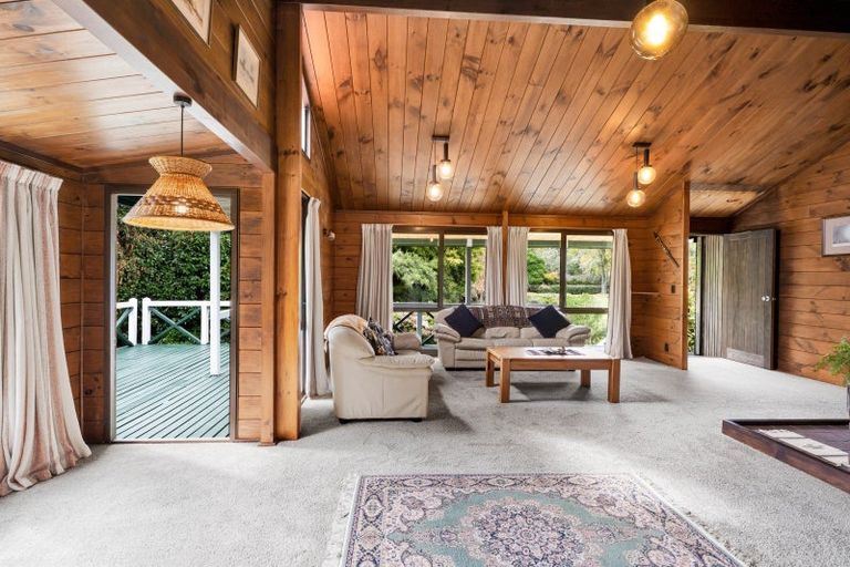 Photo of property in 65 Veale Road, Ridgewood, New Plymouth, 4371