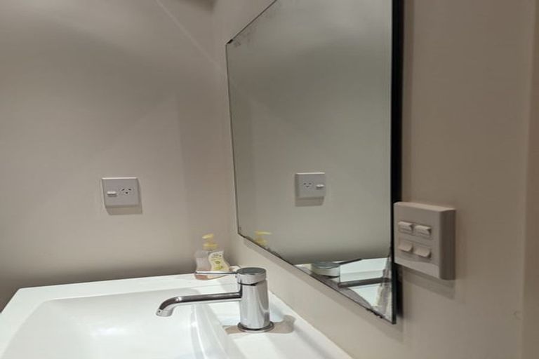 Photo of property in 2c Ford Street, Hamilton East, Hamilton, 3216