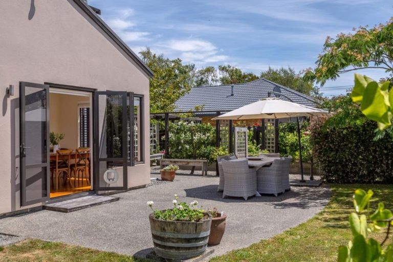 Photo of property in 41 Reading Street, Greytown, 5712