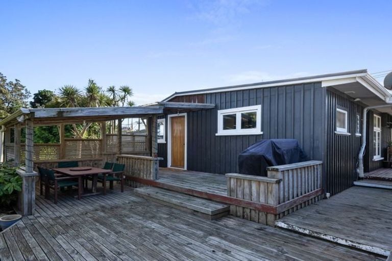Photo of property in 619 Waitarere Beach Road, Waitarere Beach, Levin, 5510