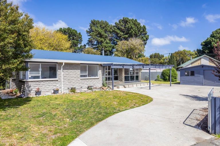 Photo of property in 11 Kuaka Crescent, Bromley, Christchurch, 8062