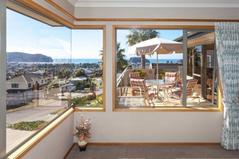 Photo of property in 117 Pacific View Drive, Whangamata, 3620