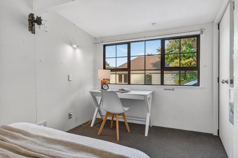 Photo of property in 2 Memorial Drive, Parahaki, Whangarei, 0112