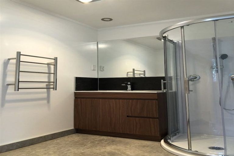 Photo of property in 175 Portage Road, New Lynn, Auckland, 0600