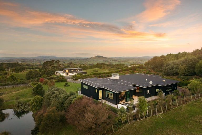 Photo of property in 6 Tiwarawara Lane, Puketotara, Te Awamutu, 3876