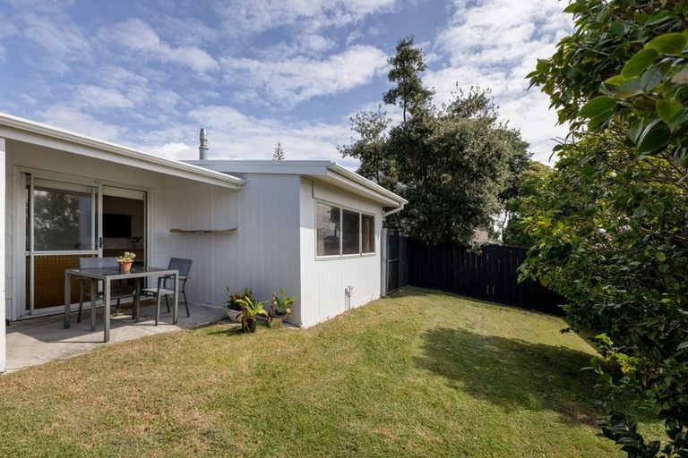 Photo of property in 1126 Papamoa Beach Road, Papamoa Beach, Papamoa, 3118