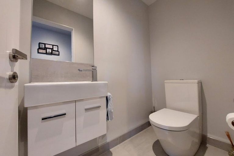 Photo of property in 74 Madison Terrace, Silverdale, 0932