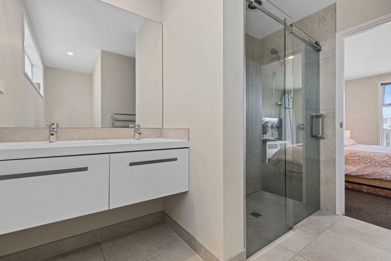 Photo of property in 814b Papamoa Beach Road, Papamoa Beach, Papamoa, 3118