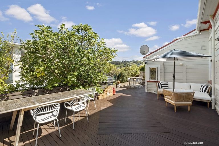 Photo of property in 50 Overtoun Terrace, Hataitai, Wellington, 6021