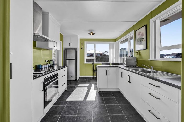 Photo of property in 36 High Street, Eltham, 4322