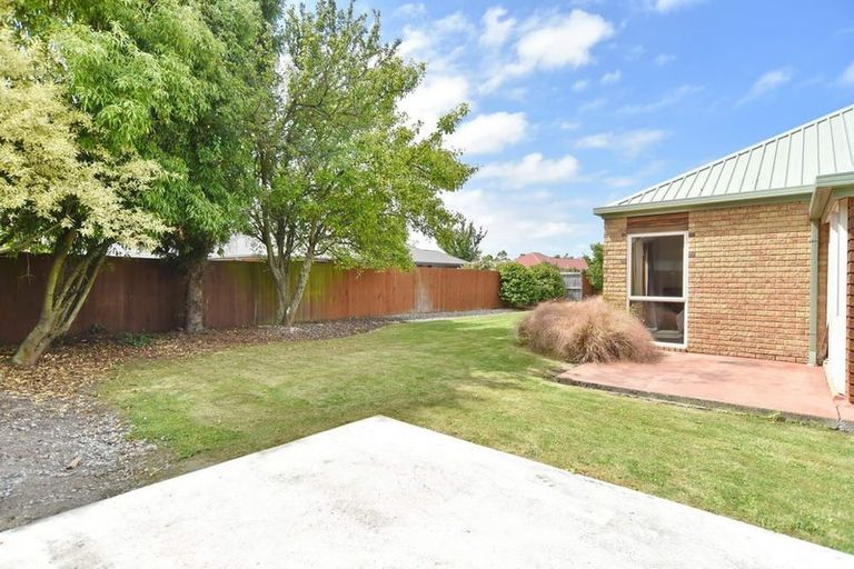 Photo of property in 13 Kowhai Avenue, Rangiora, 7400