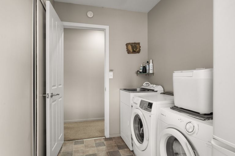 Photo of property in 5 Attfield Close, Clyde, 9330