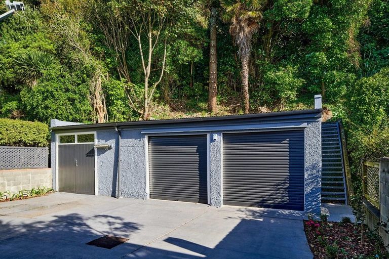 Photo of property in 54 Ferry Street, Seatoun, Wellington, 6022