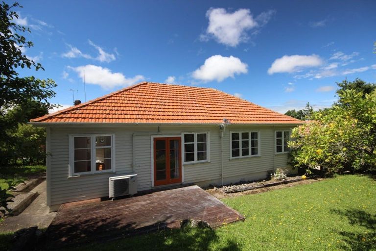 Photo of property in 15 Plymouth Street, Roslyn, Palmerston North, 4414