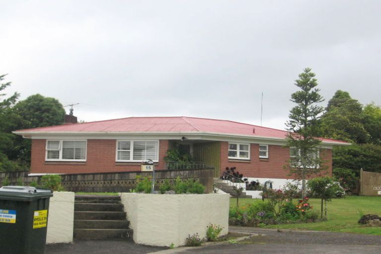 Photo of property in 13 Paterson Avenue, Pukekohe, 2120