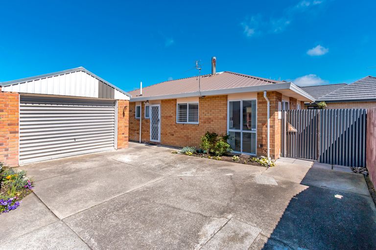 Photo of property in 139 Gilberthorpes Road, Hei Hei, Christchurch, 8042