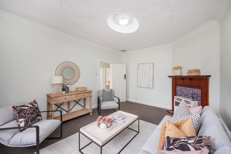 Photo of property in 31 Lombard Street, Palmerston North, 4410