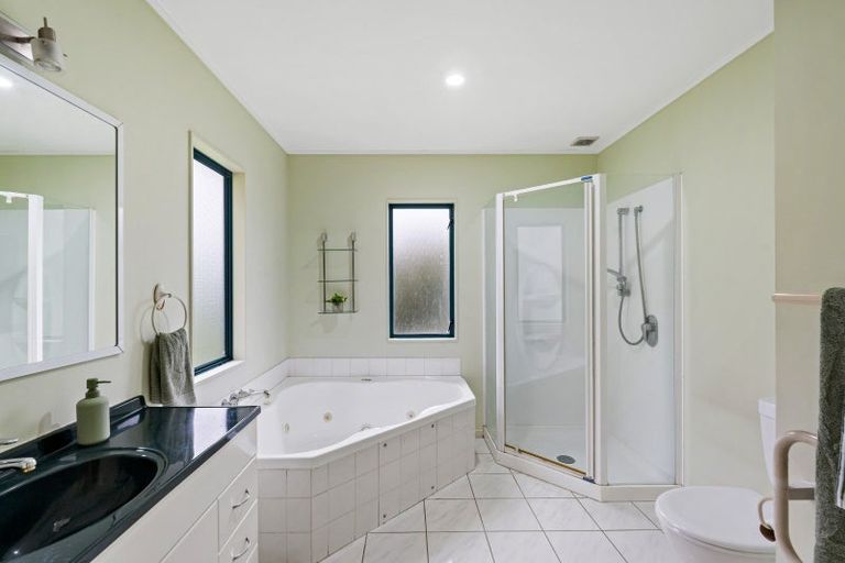 Photo of property in 30 Palmbrook Avenue, Havelock North, 4130