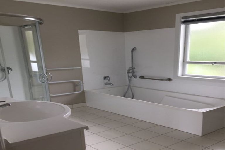 Photo of property in 1 Orion Place, Hillcrest, Auckland, 0627