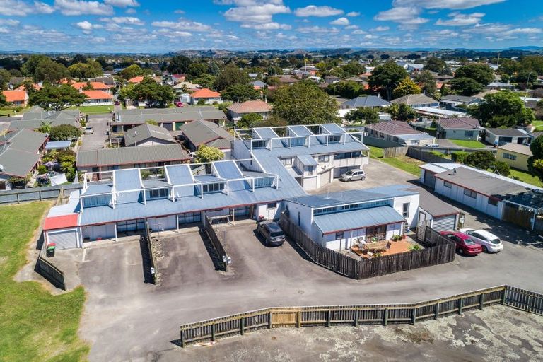Photo of property in 38-50 Barton Avenue, Marewa, Napier, 4110