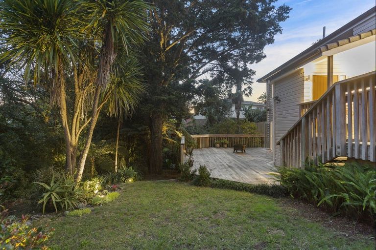 Photo of property in 10 Hobby Avenue, Birkdale, Auckland, 0626