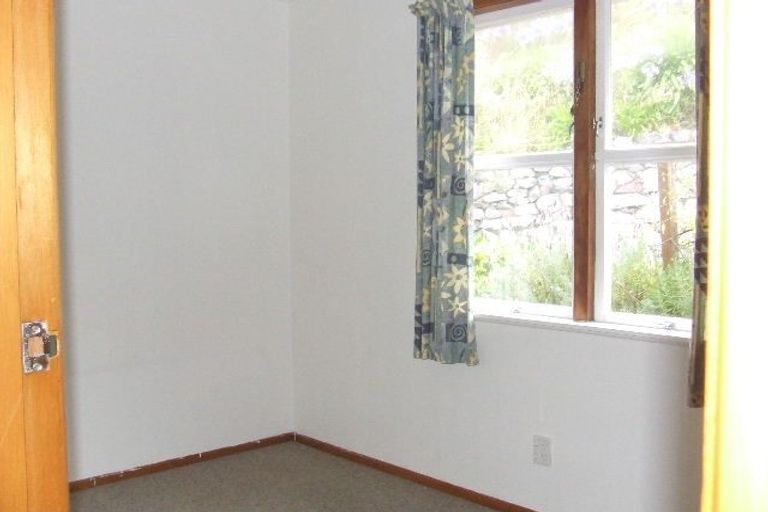 Photo of property in 46 Halifax Street, Kingston, Wellington, 6021