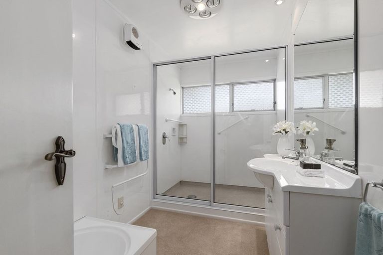 Photo of property in 501a Hibiscus Coast Highway, Orewa, 0931