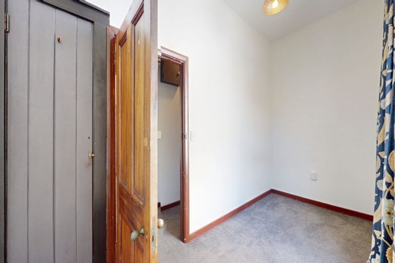 Photo of property in 21b Tinakori Road, Thorndon, Wellington, 6011