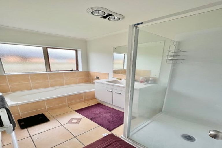 Photo of property in 29 Scotts Field Drive, Takanini, 2112