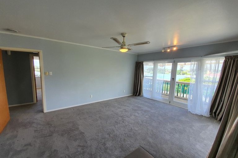 Photo of property in 48 Kapuka Road, Mangere Bridge, Auckland, 2022