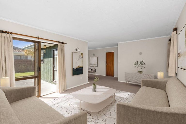 Photo of property in 30a Donegal Crescent, Tamatea, Napier, 4112