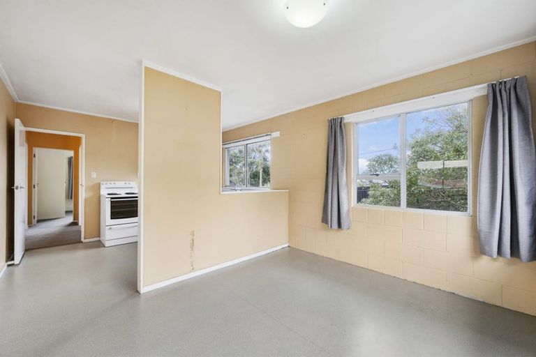 Photo of property in 6/175 Queens Drive, Lyall Bay, Wellington, 6022