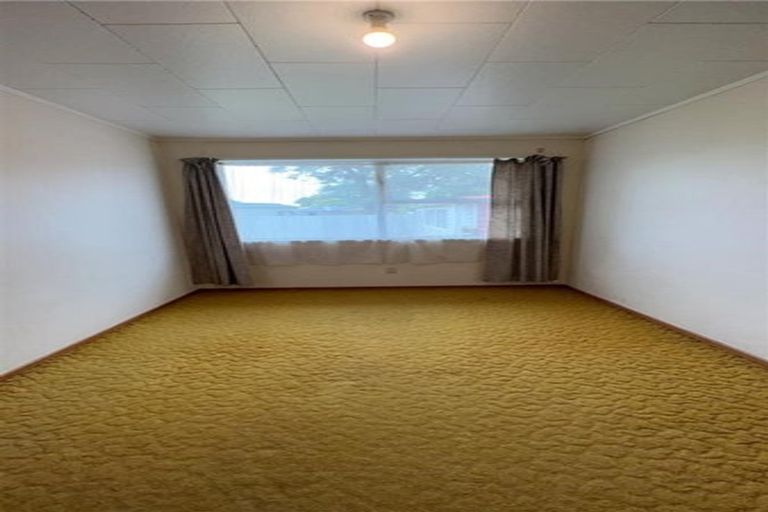 Photo of property in 18 Carbery Place, Manurewa, Auckland, 2102