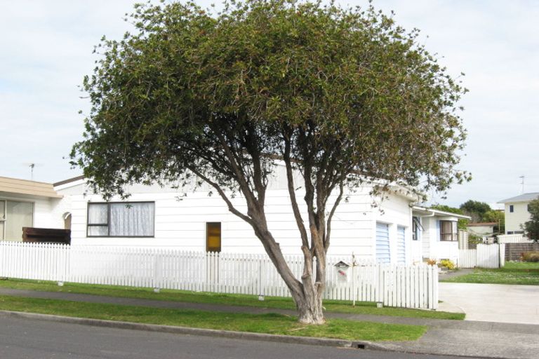 Photo of property in 5 Lantana Avenue, Bell Block, New Plymouth, 4312