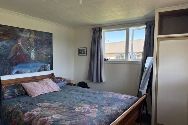 Photo of property in 2 Harris Street, Geraldine, 7930