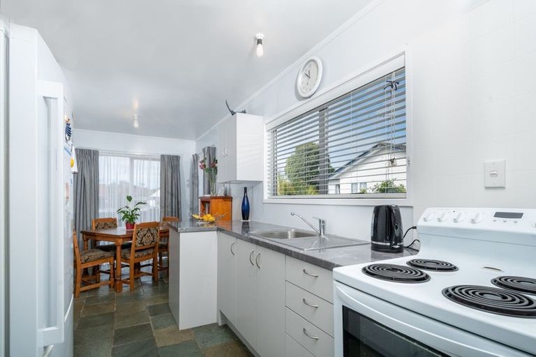 Photo of property in 4 Luanda Drive, Ranui, Auckland, 0612