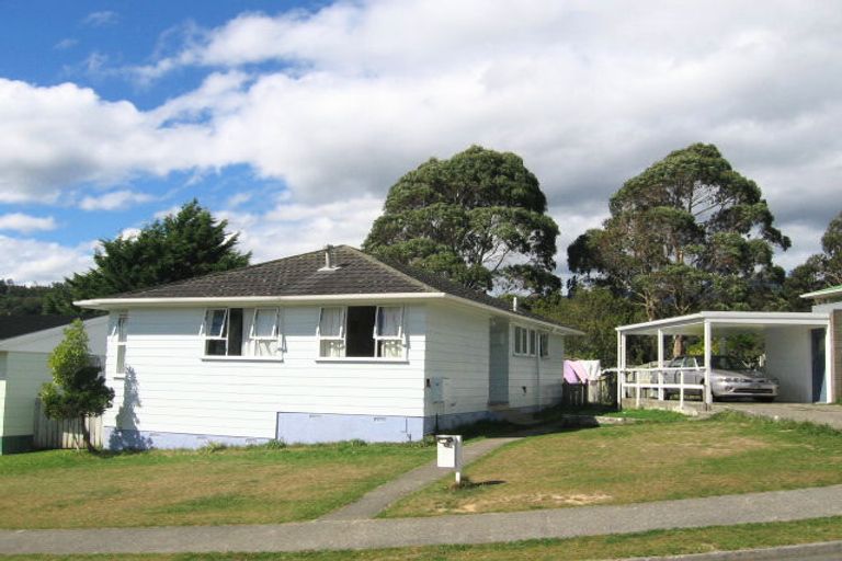 Photo of property in 37 Speargrass Grove, Timberlea, Upper Hutt, 5018